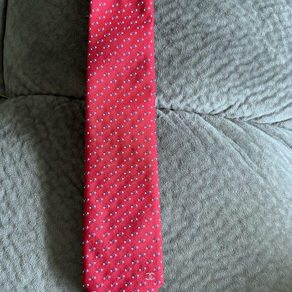 CHANEL necktie